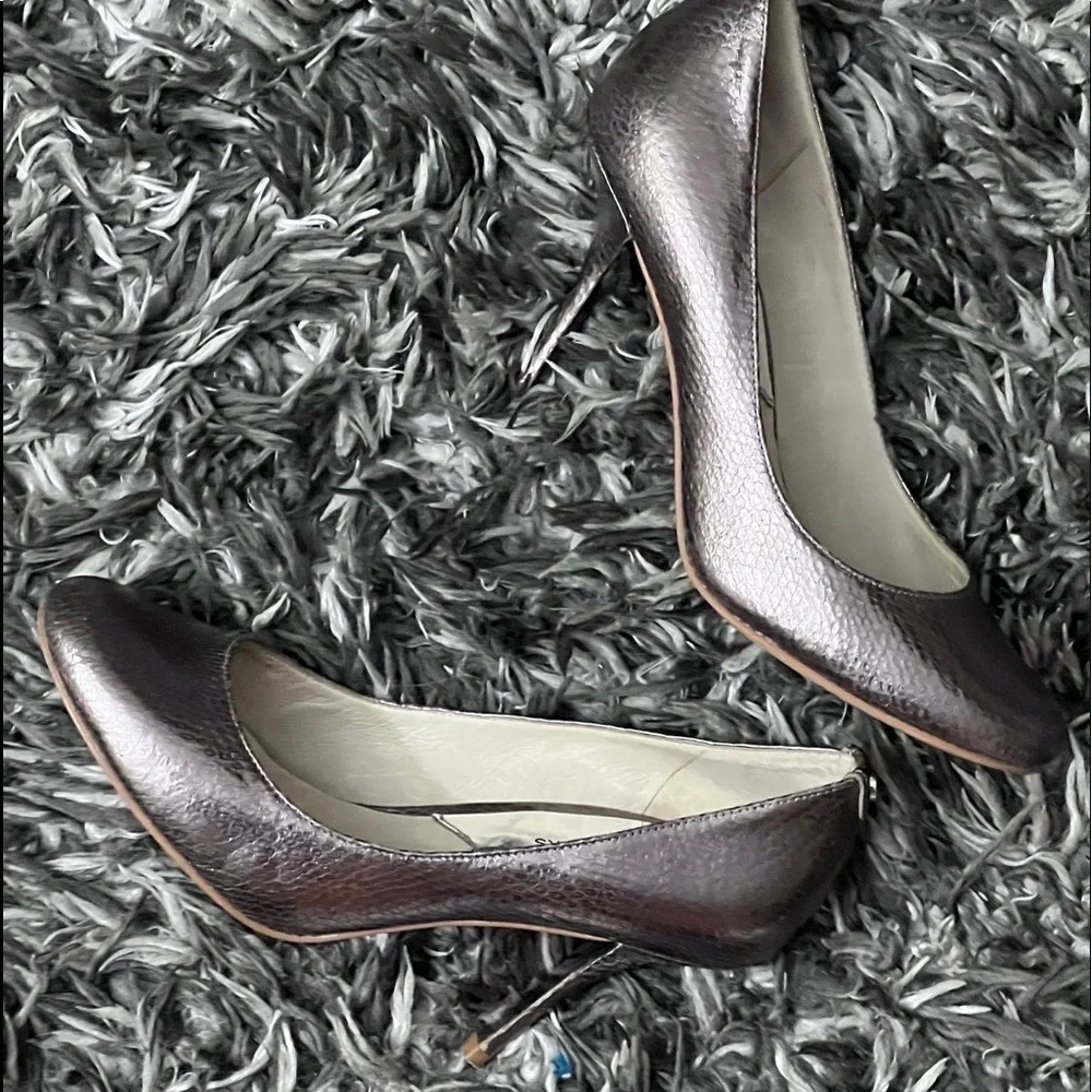 Michael Kors Rose Gold Embossed Heels Size 6M